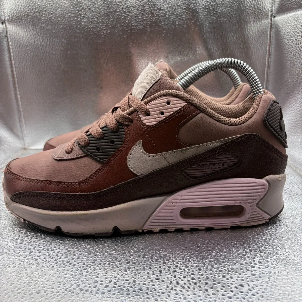 Size 5.5Y Nike Air Max 90 LTR (GS) Smokey Mauve Kids Sneakers CD6864-201